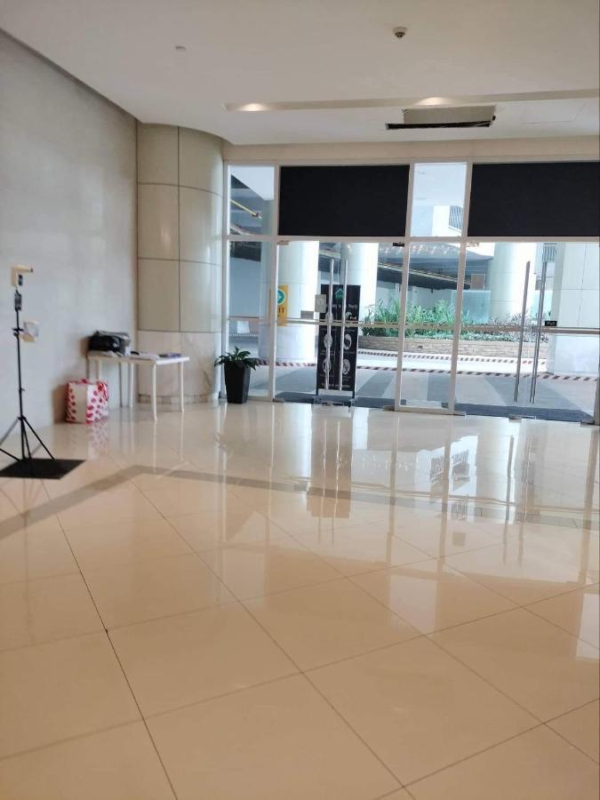 Cubao Manhattanheights Unit 7Ef Tower B, 1Br มะนิลา ภายนอก รูปภาพ