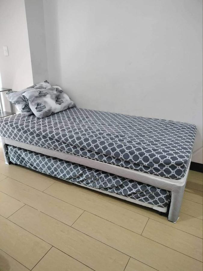 Cubao Manhattanheights Unit 7Ef Tower B, 1Br มะนิลา ภายนอก รูปภาพ