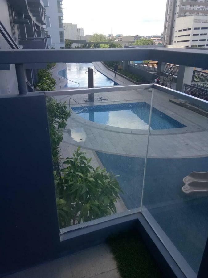 Cubao Manhattanheights Unit 7Ef Tower B, 1Br มะนิลา ภายนอก รูปภาพ