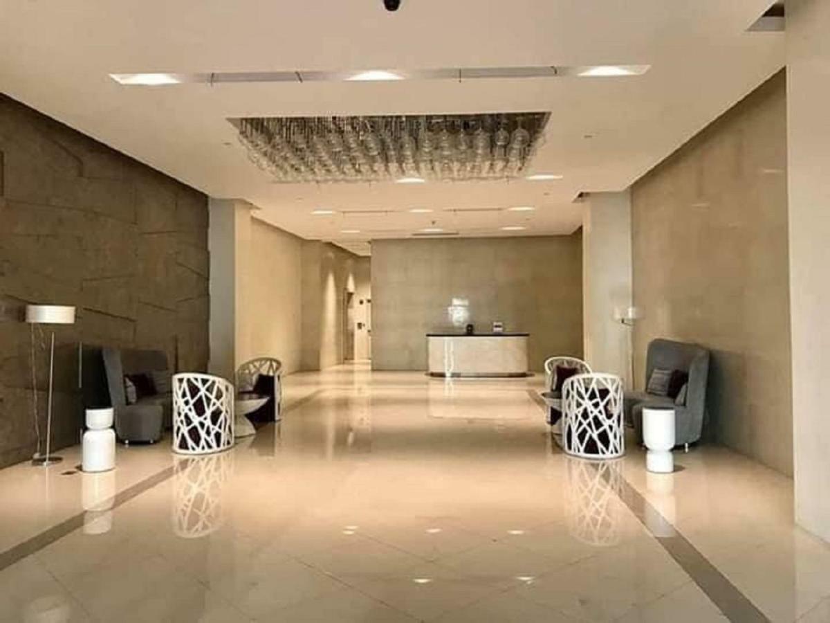 Cubao Manhattanheights Unit 7Ef Tower B, 1Br มะนิลา ภายนอก รูปภาพ